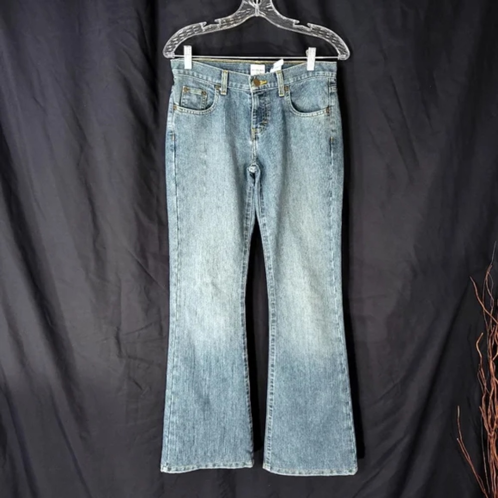 Calvin Klein Low Rise Flared Jeans - Picture 1 of 8